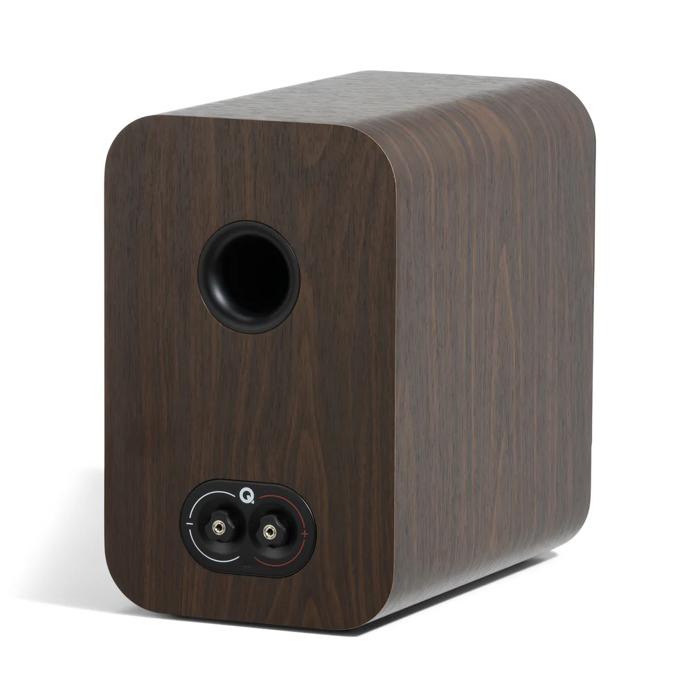 Caixa bookshelf Q Acoustics 3020C Walnut - Par - Imagem 3