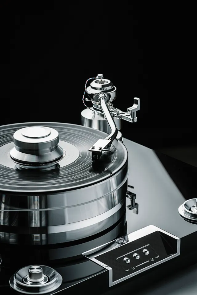Toca discos Pro-Ject Signature 12.2 - High Gloss Black - Imagem 6