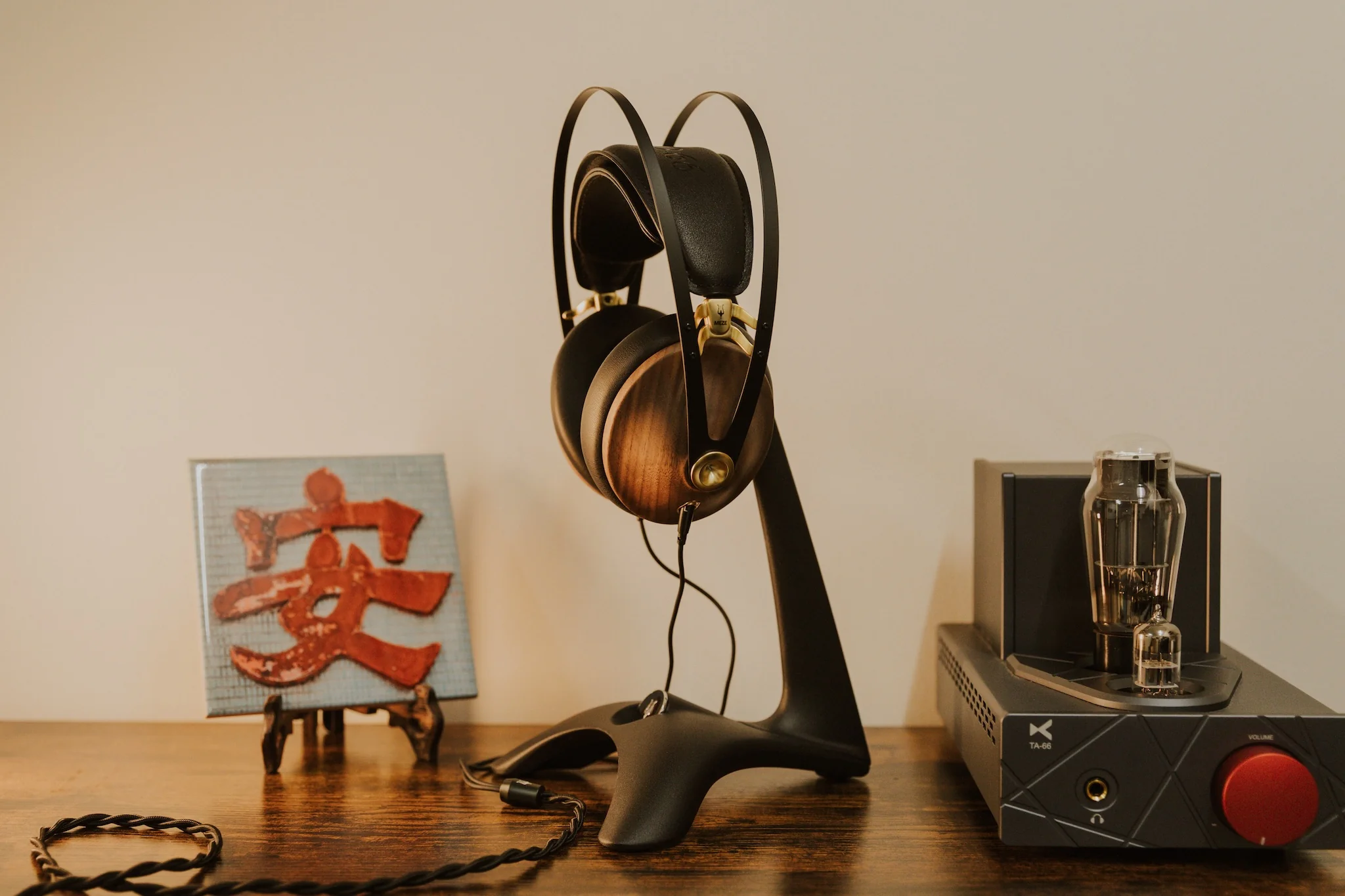 Fone de ouvido Meze Audio 99 Classics V2 - Walnut Gold - Imagem 5